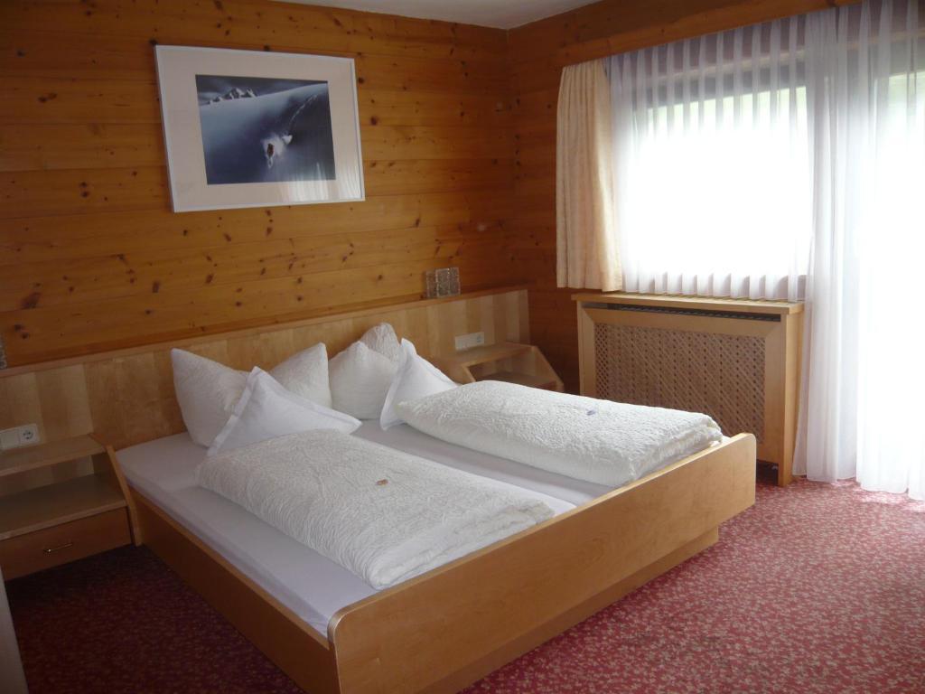 Pension Kristall Neustift im Stubaital Quarto foto