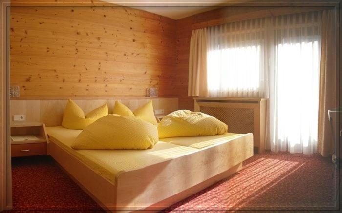 Pension Kristall Neustift im Stubaital Quarto foto
