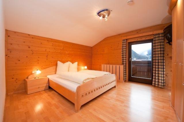 Pension Kristall Neustift im Stubaital Quarto foto